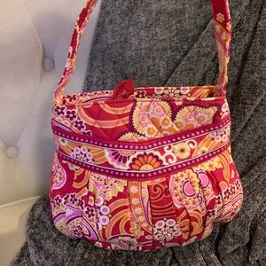 Priced to sell! Adorable little bag - NWOT